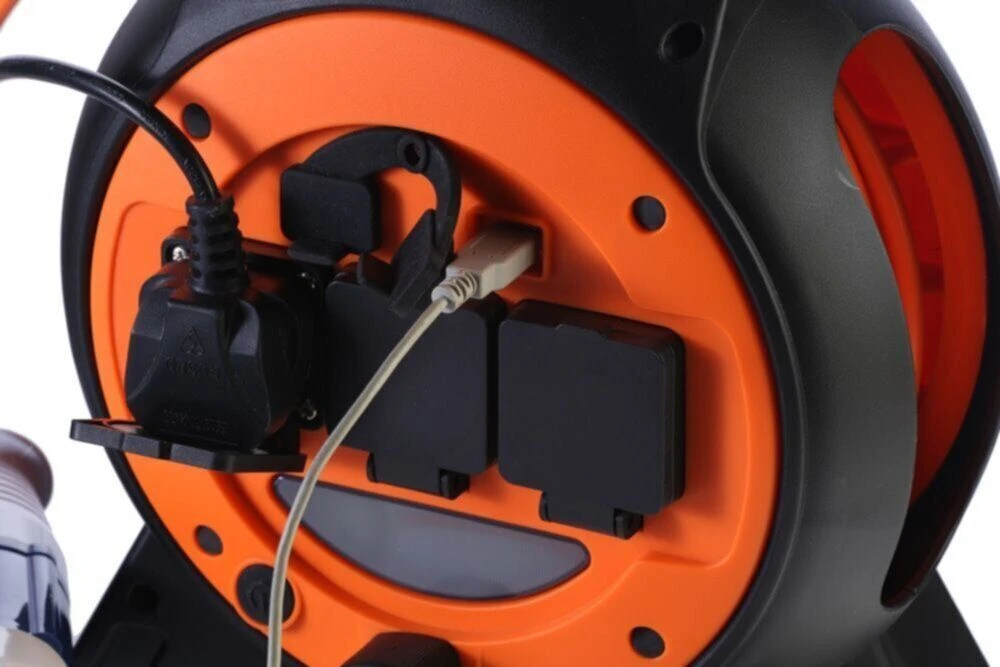 Vango Voltaic 15M Roll Away Electric Unit - Image 2